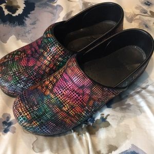 Dansko size 40